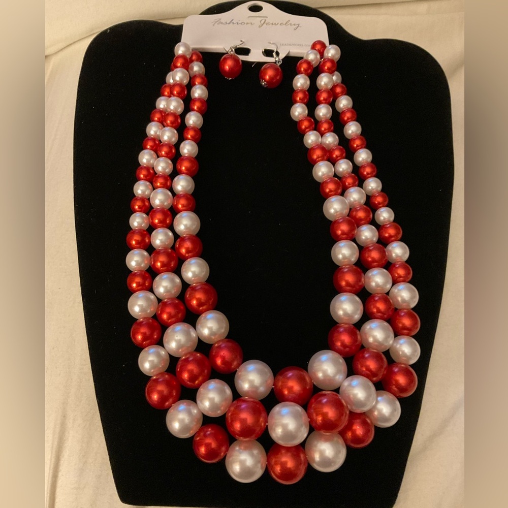 Necklace set
